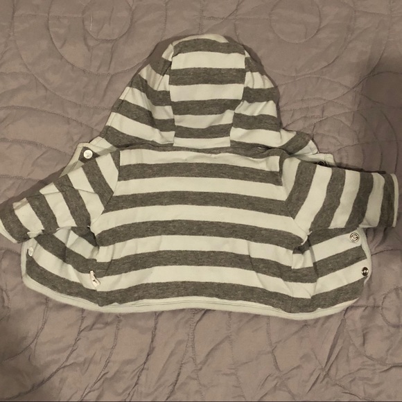 Burt’s Bees Newborn Hoodie - Picture 2 of 3